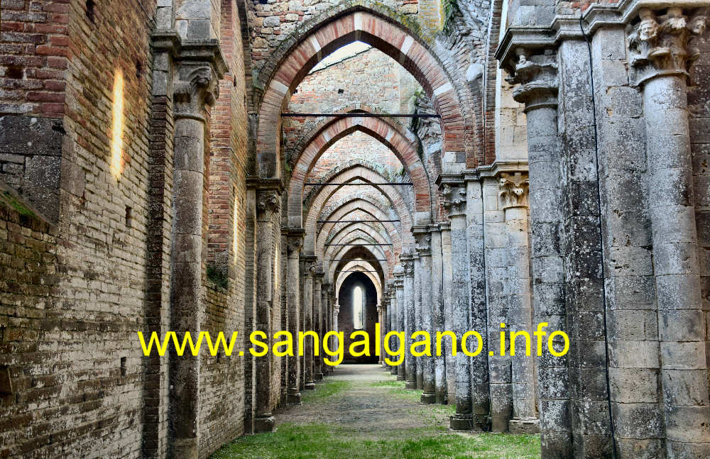 La navata di sinistra